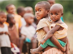 Nắng nóng khắc nghiệt làm tăng tỷ lệ suy dinh dưỡng của trẻ em Tây Phi